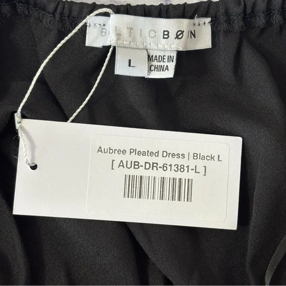 Baltic Born Aubree Accordion Pleated V-Neck A-Line Midi Dress Black Large NWT - Picture 13 of 16